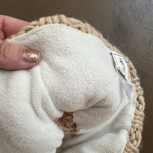 CLOSE OUT SALE: Free People Tan & Pink Knit Beanie - One Size - Picture 4 of 6